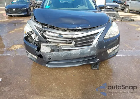 2015 Nissan Altima 2.5 S z USA, uszkodzony, nr VIN 1N4AL3AP7FC139709